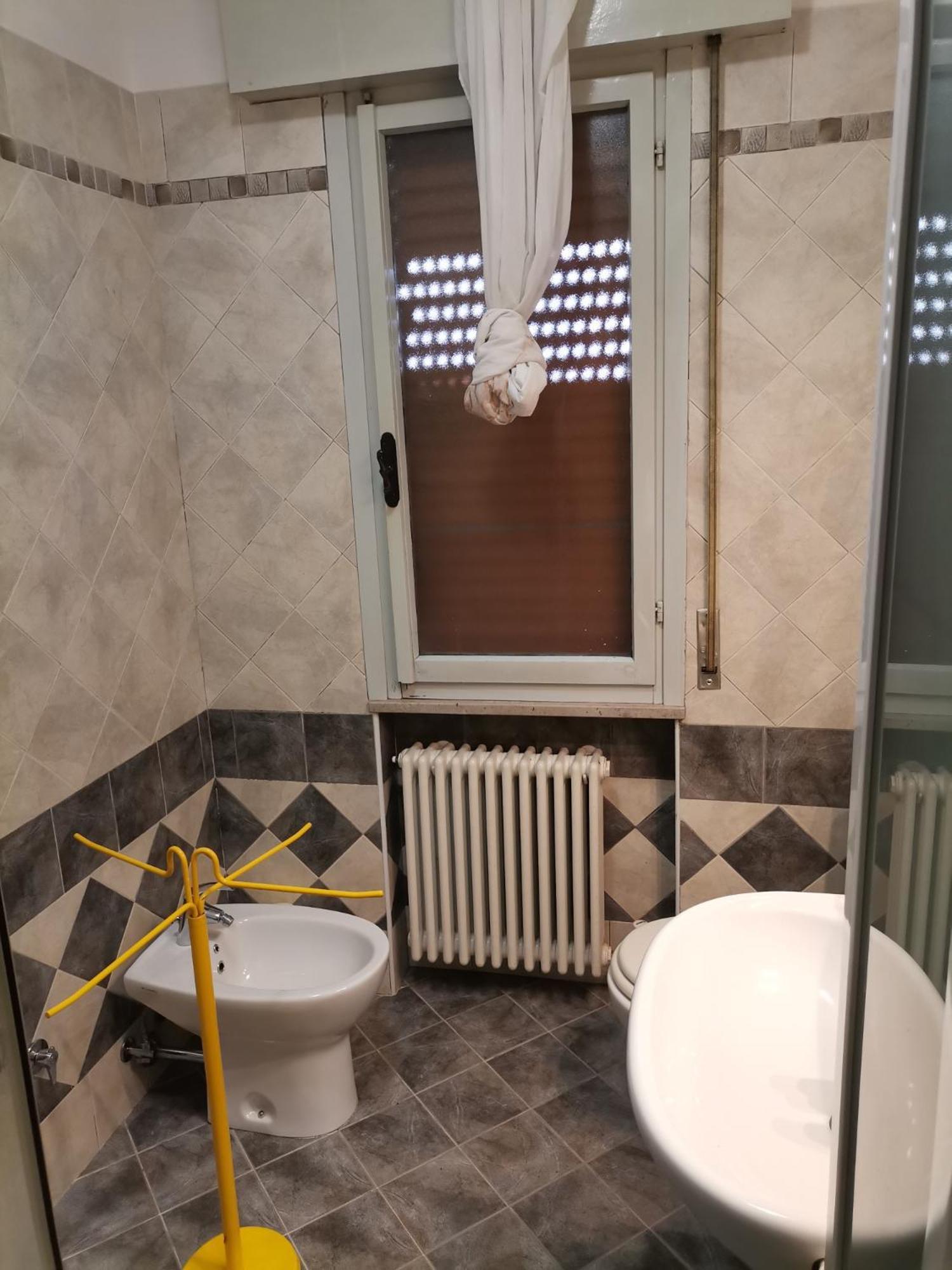 Ampia Camera Con Balcone Privato Pordenone Ngoại thất bức ảnh